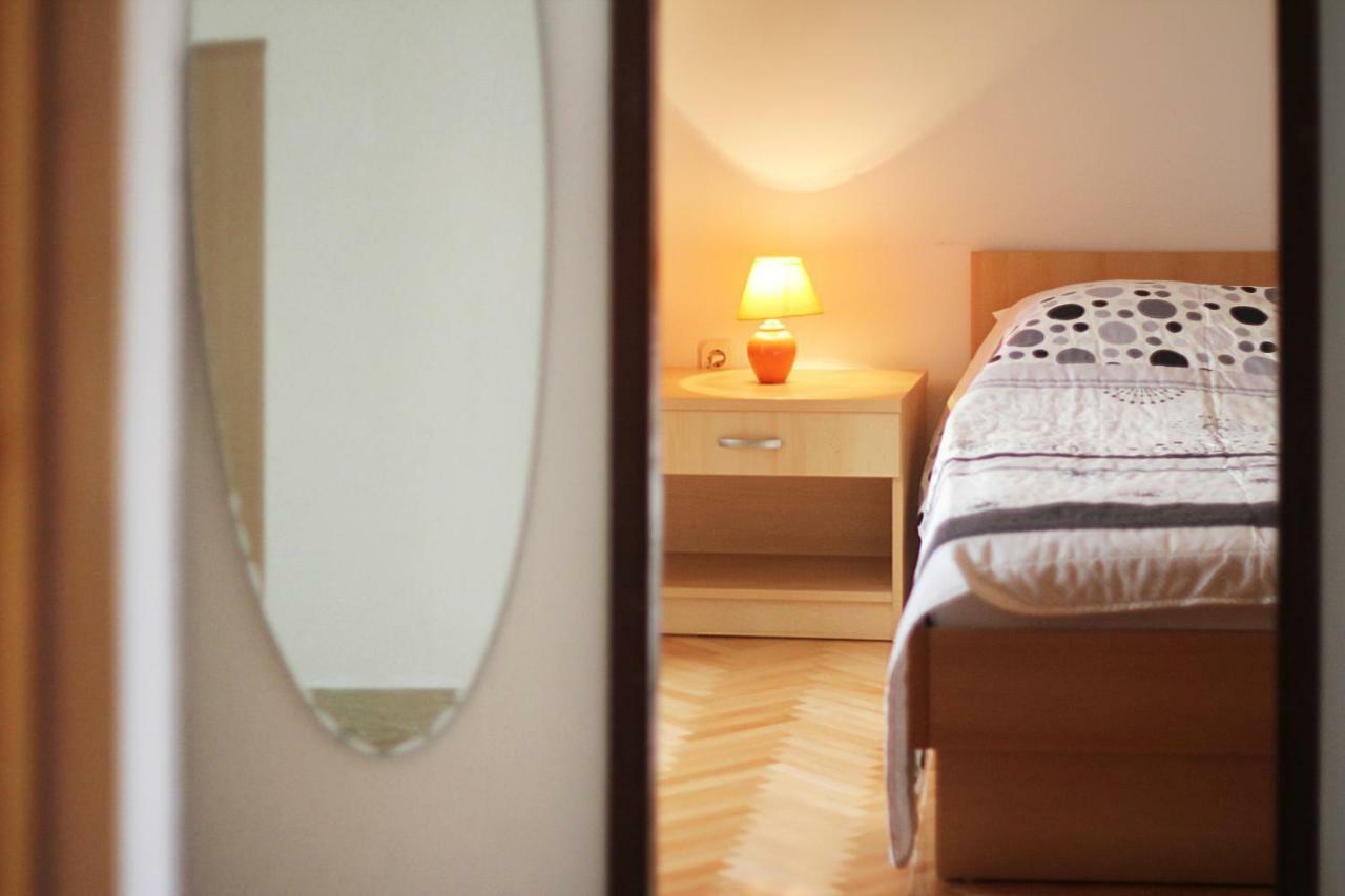 House Vera Baška Voda Екстериор снимка