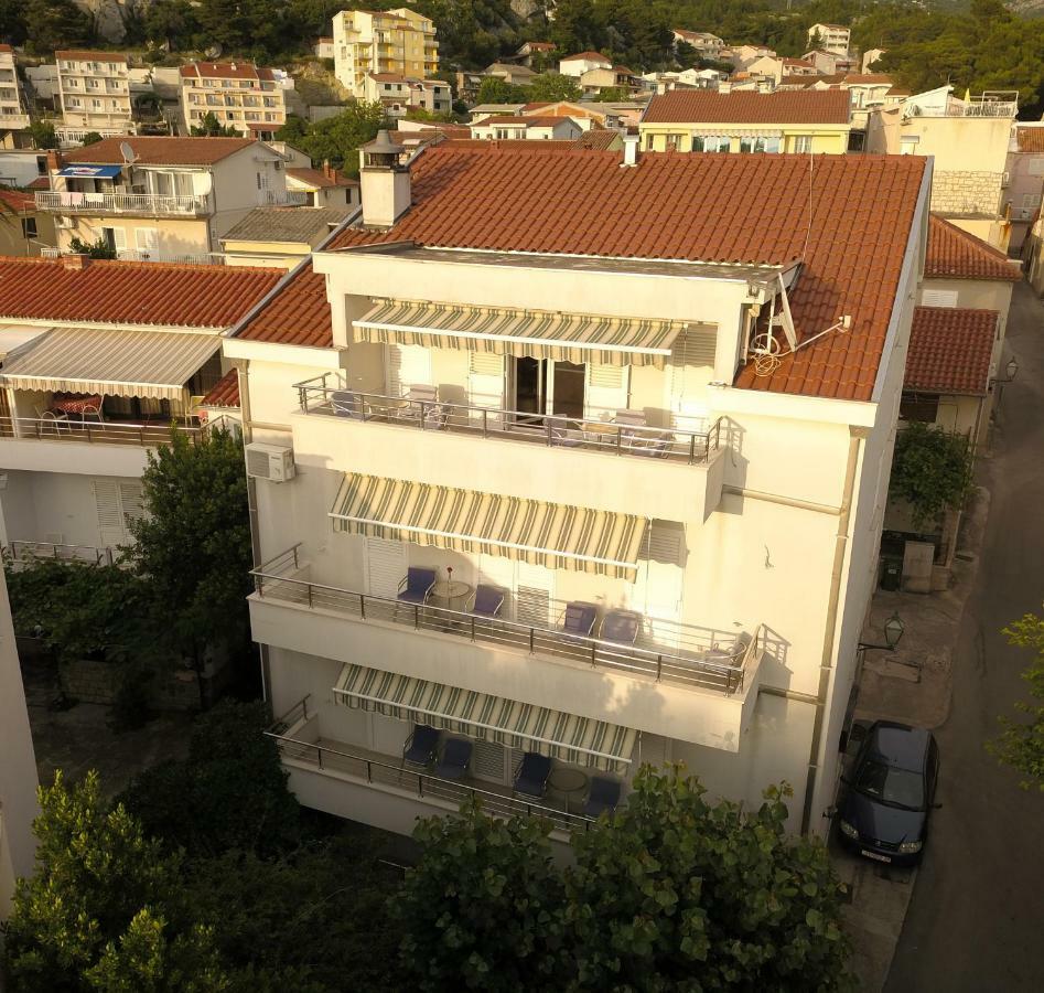 House Vera Baška Voda Екстериор снимка
