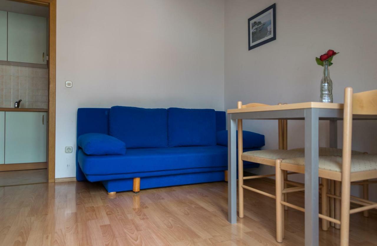 House Vera Baška Voda Екстериор снимка
